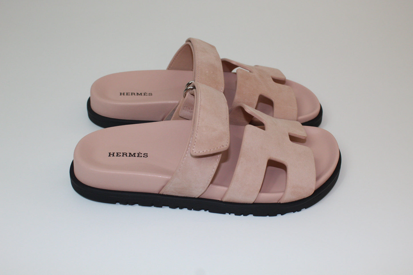 Hermes pink sandals