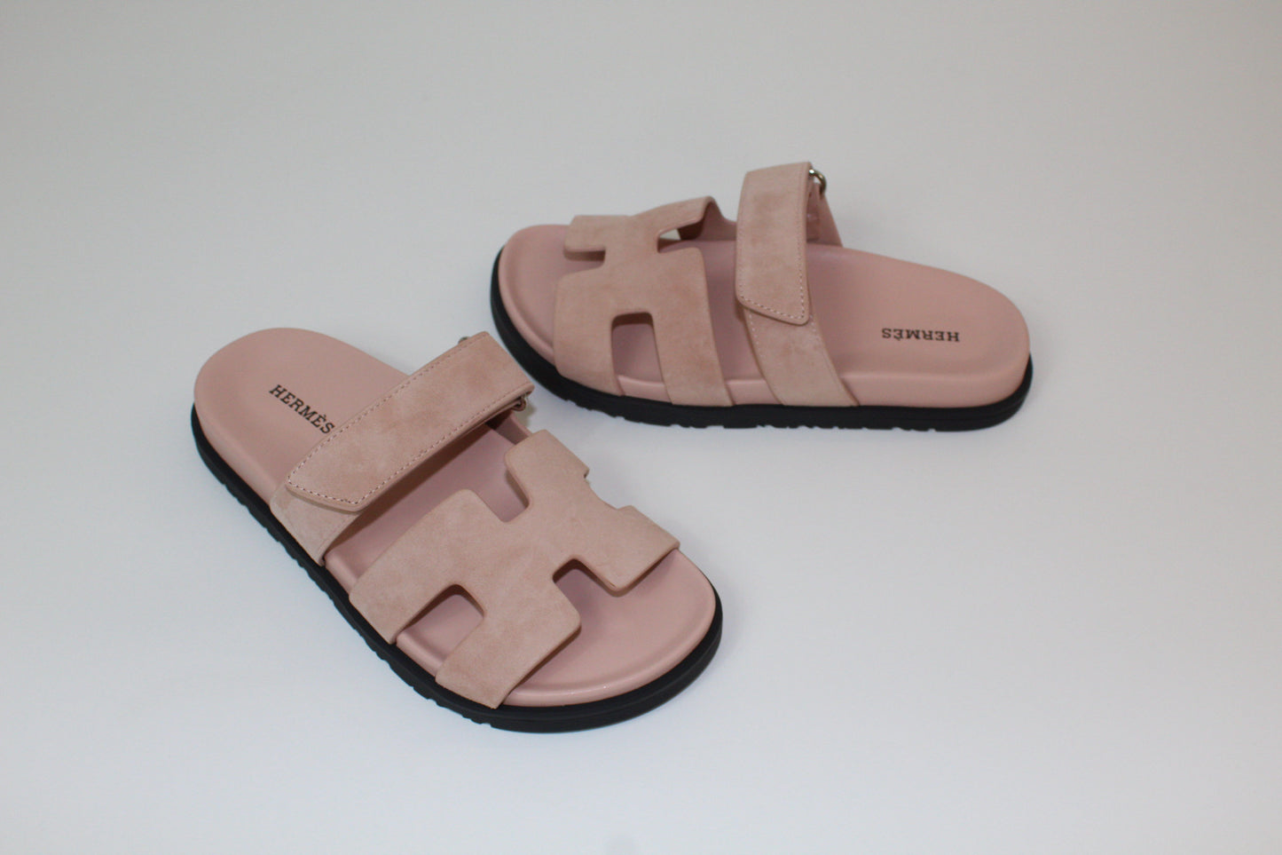 Hermes pink sandals