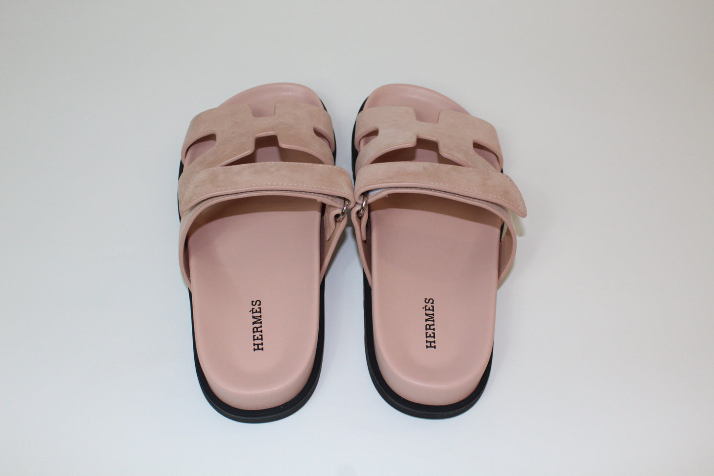 Hermes pink sandals