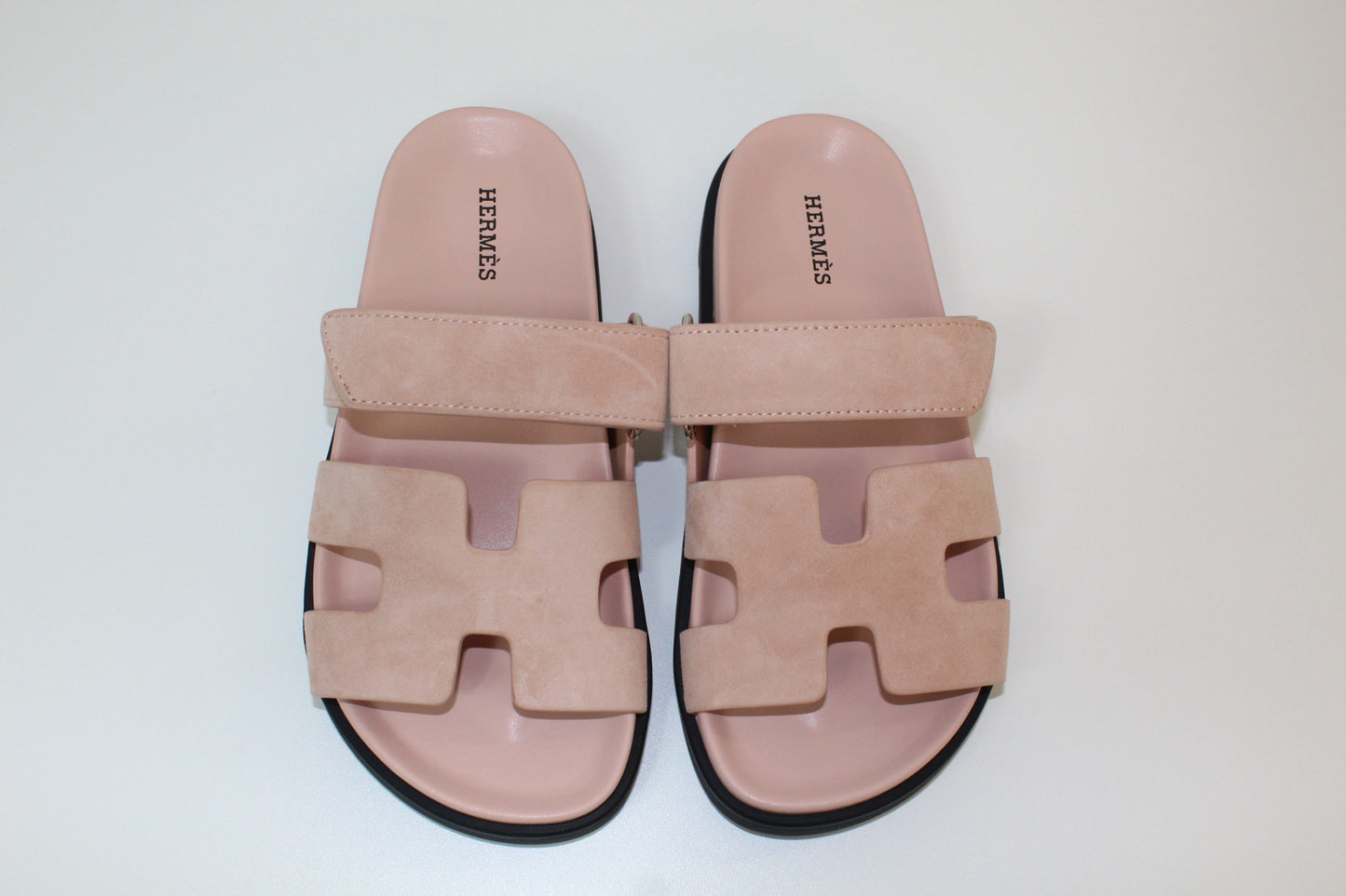 Hermes pink sandals